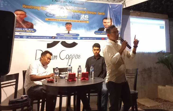 Narasumber Diskusi AMPI Arifuddin Hamid